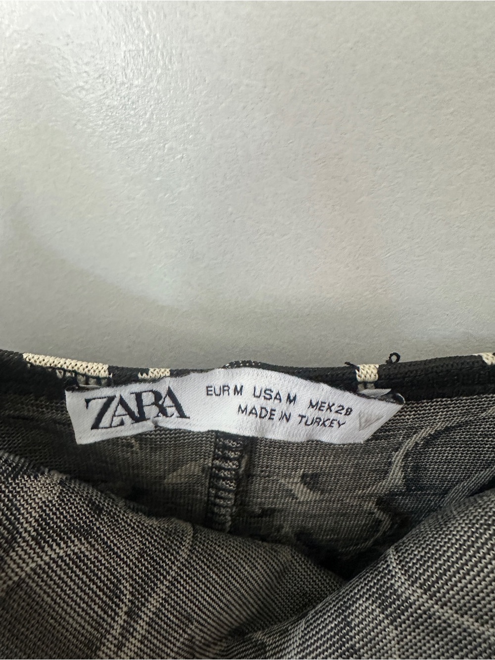 Zara Black and Cream Slip Midi Dress with Abstract Floral Print - Picture 4 of 7